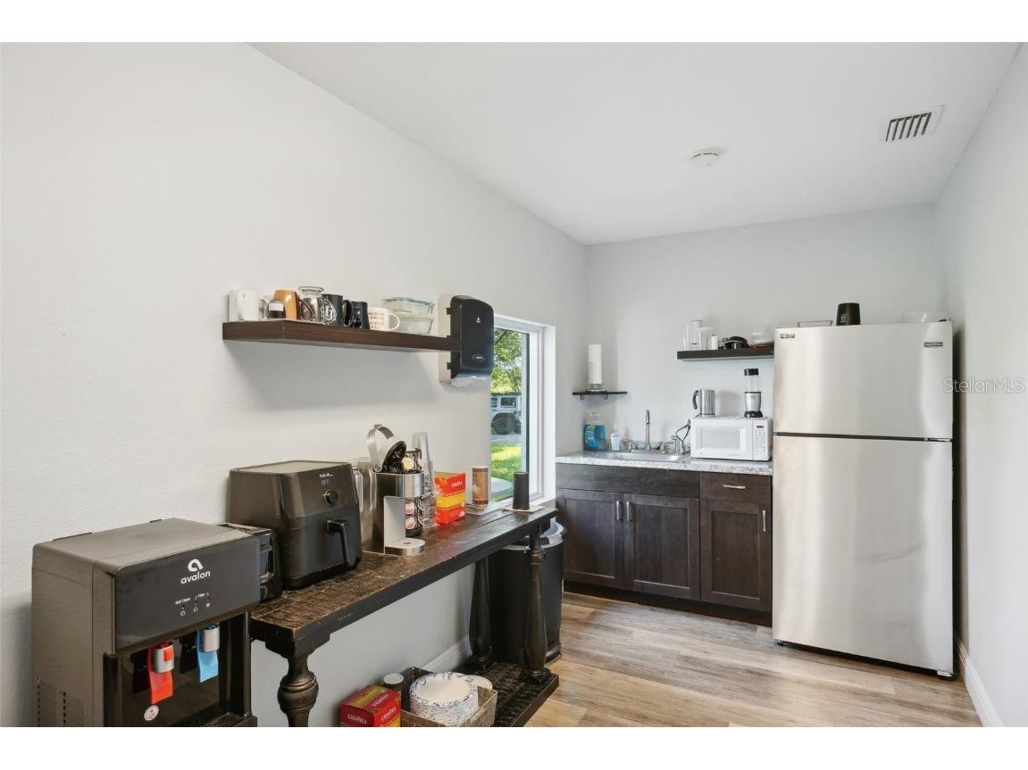 3209 30th Avenue S Saint Petersburg FL 33712 U8253554 image52