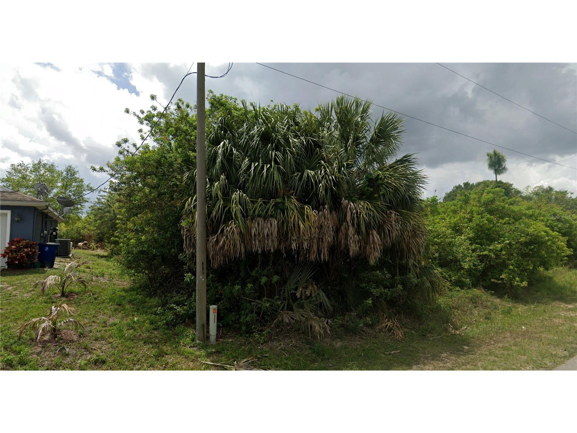 3209 44th Street W Lehigh Acres FL 33971 O6339233 image2