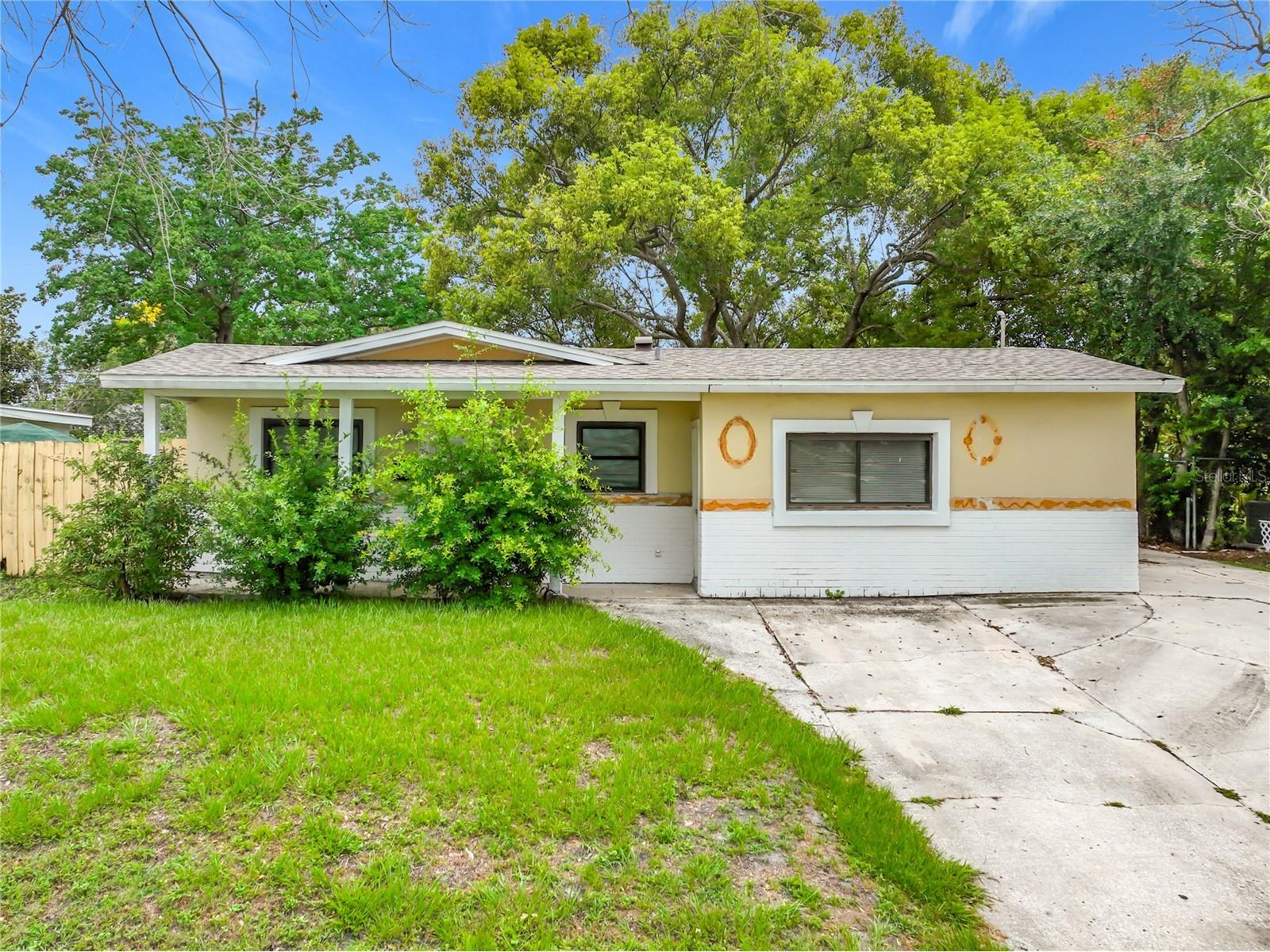 3209 Fitzgerald Drive Orlando FL 32805 O6413168 image1