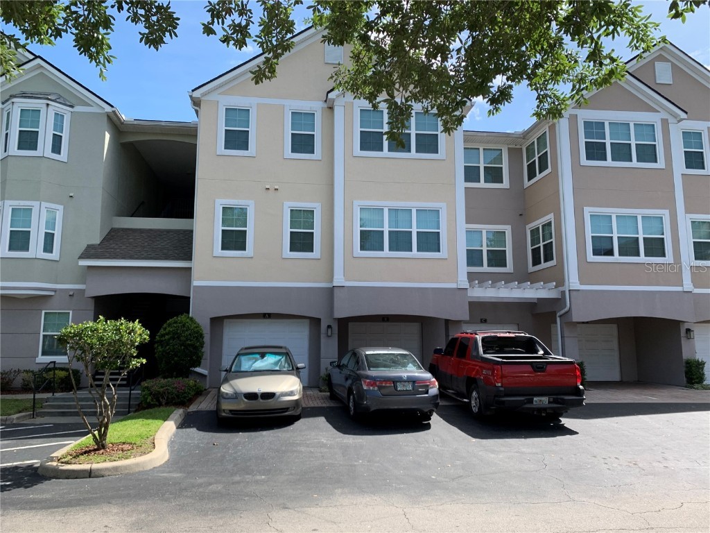 3209 Parkchester Square Boulevard #302 Orlando FL 32835 O6123053 image1