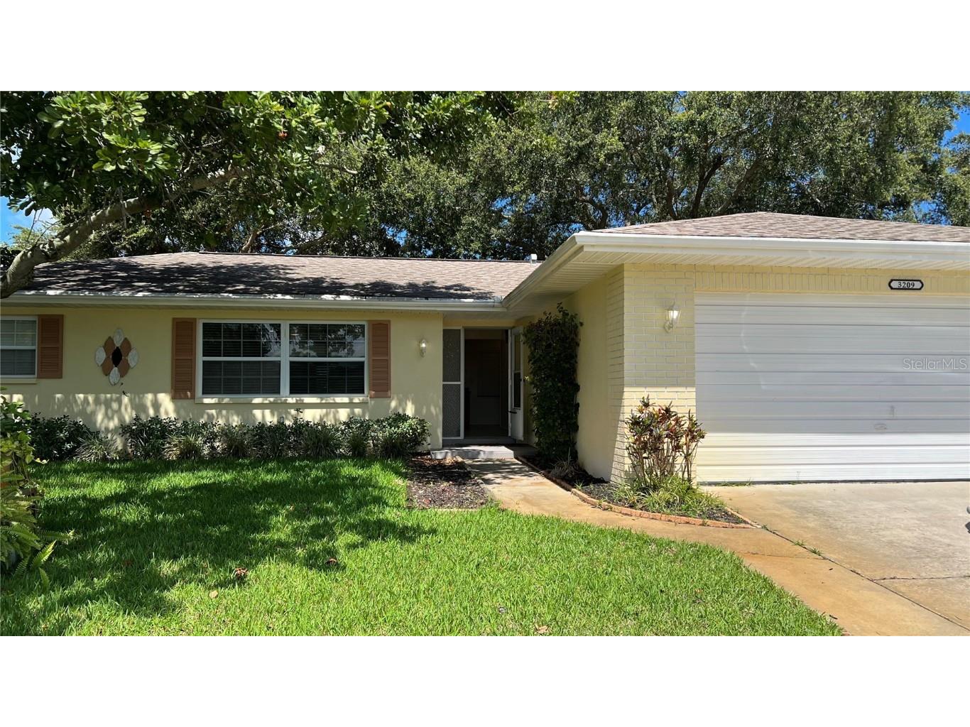 3209 Parkway Place Palm Harbor FL 34684 W7855163 image1