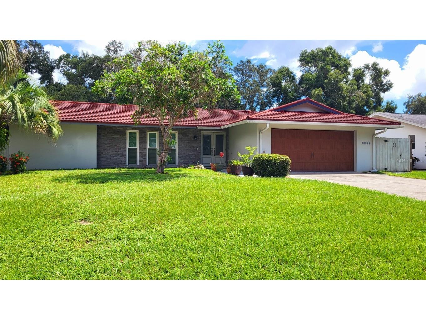 3209 Riviera Drive Sarasota FL 34232 A4623488 image1