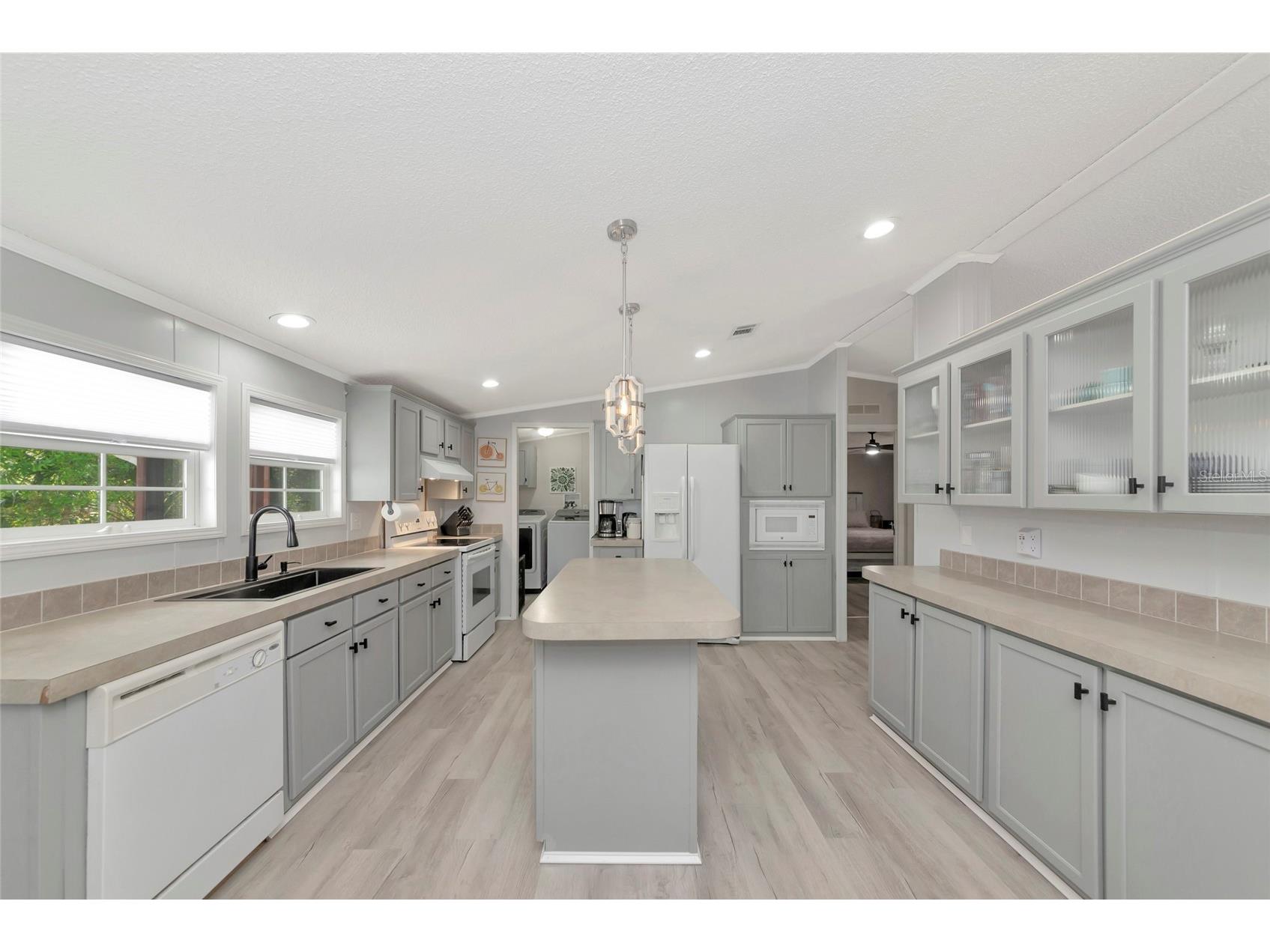 32098 Singletary Road Myakka City FL 34251 A4687179 image8