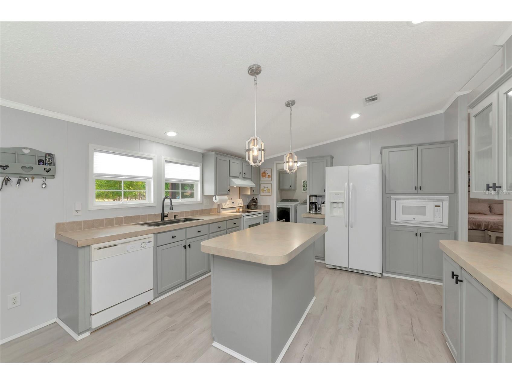 32098 Singletary Road Myakka City FL 34251 A4687179 image9