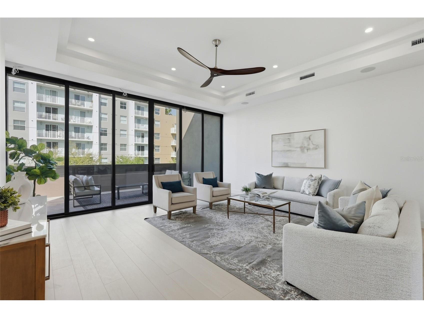 321 2nd Street N Saint Petersburg FL 33701 TB8489207 image3