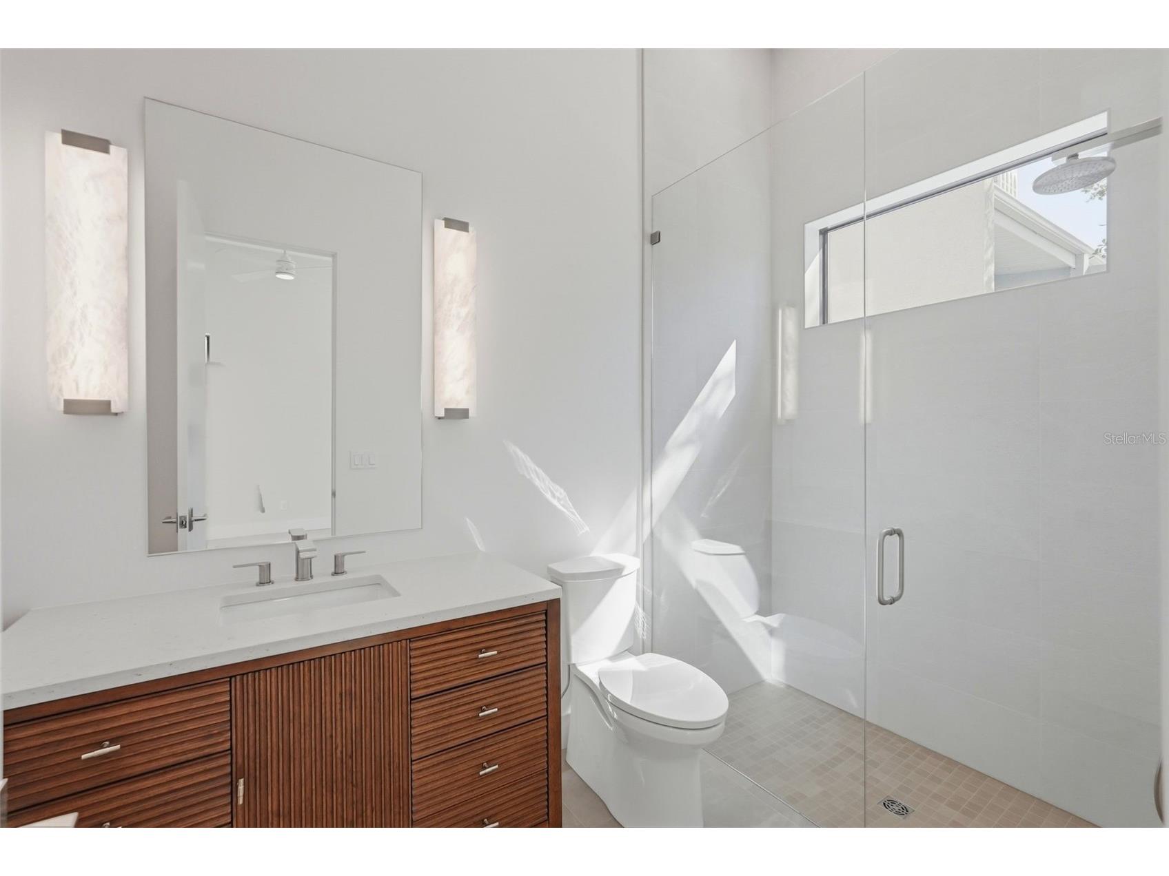 321 2nd Street N Saint Petersburg FL 33701 TB8489207 image32