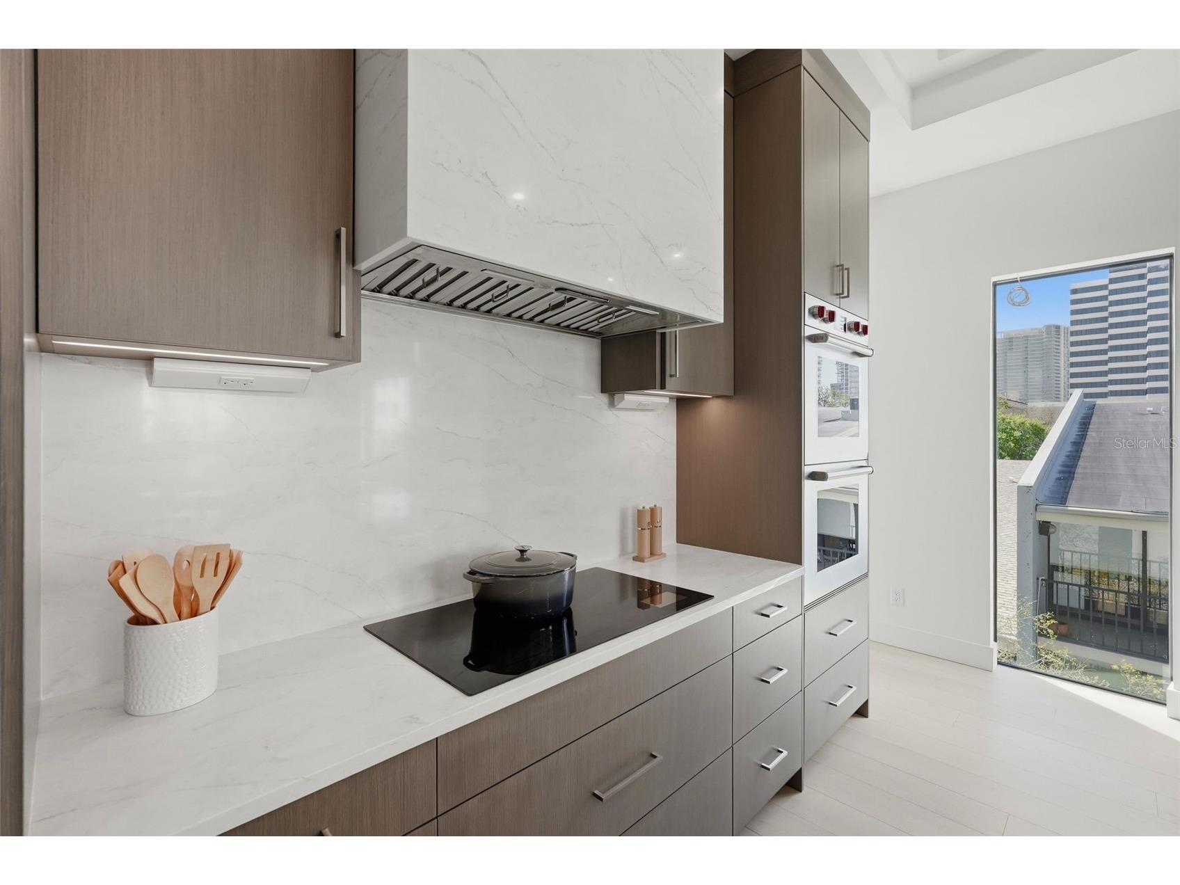 321 2nd Street N Saint Petersburg FL 33701 TB8489207 image9