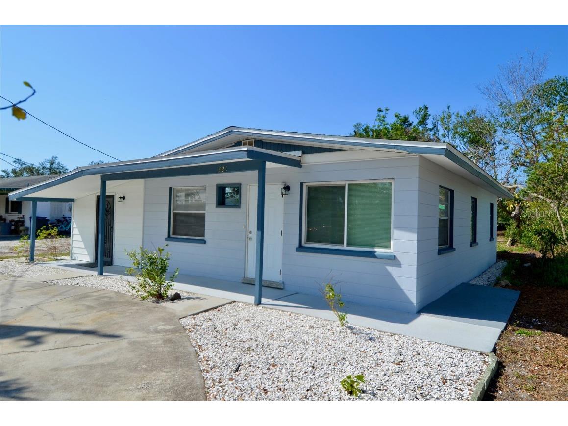 321 40th Street Court NW Bradenton FL 34209 A4640413 image1