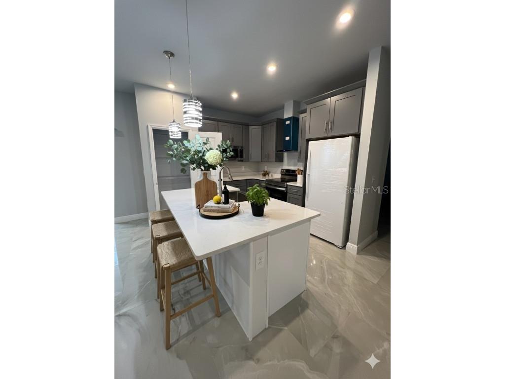 321 Amberjack Court Kissimmee FL 34759 S5139290 image2