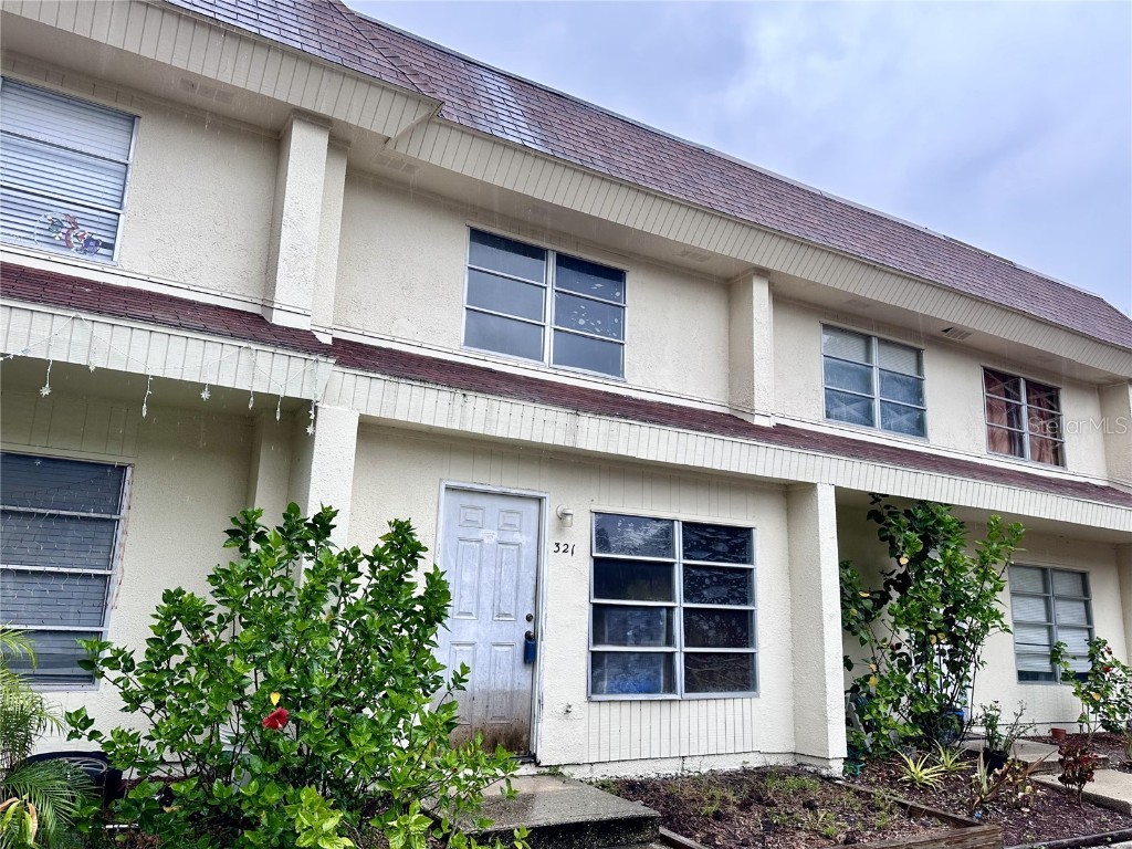 321 Amherst Avenue #53 Sarasota FL 34232 A4613564 image1