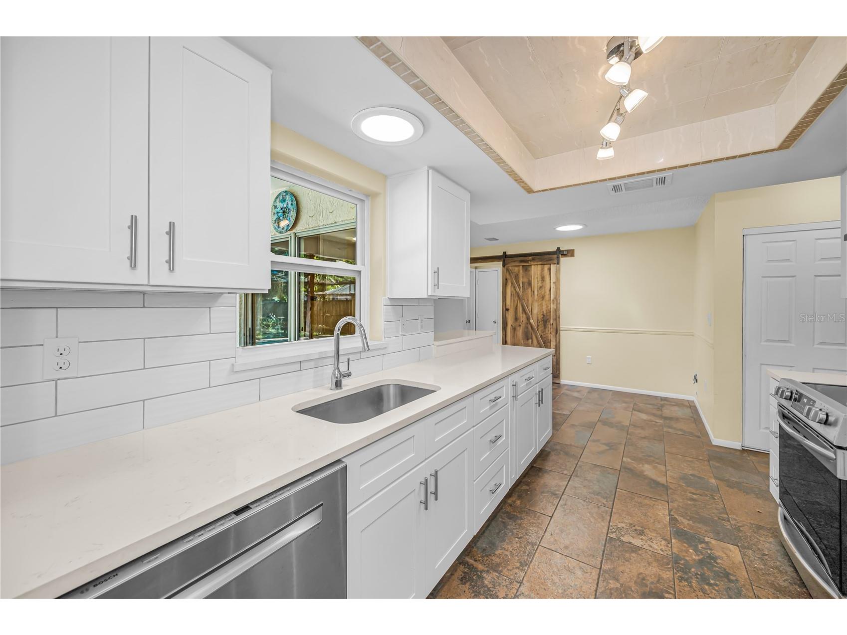 321 Arbor Drive E Palm Harbor FL 34683 TB8486200 image25