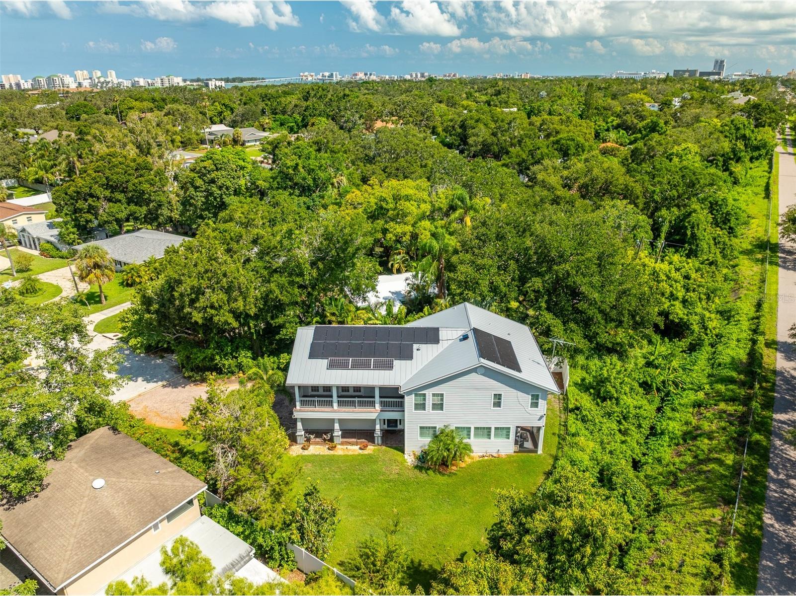 321 Barbara Circle Belleair FL 33756 TB8453945 image1