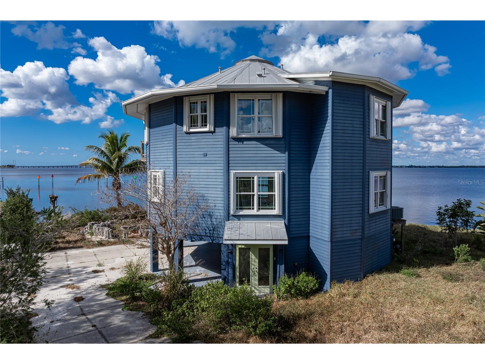 321 Bayridge Place Punta Gorda FL 33950 - PEACE RIVER C7519962 image1