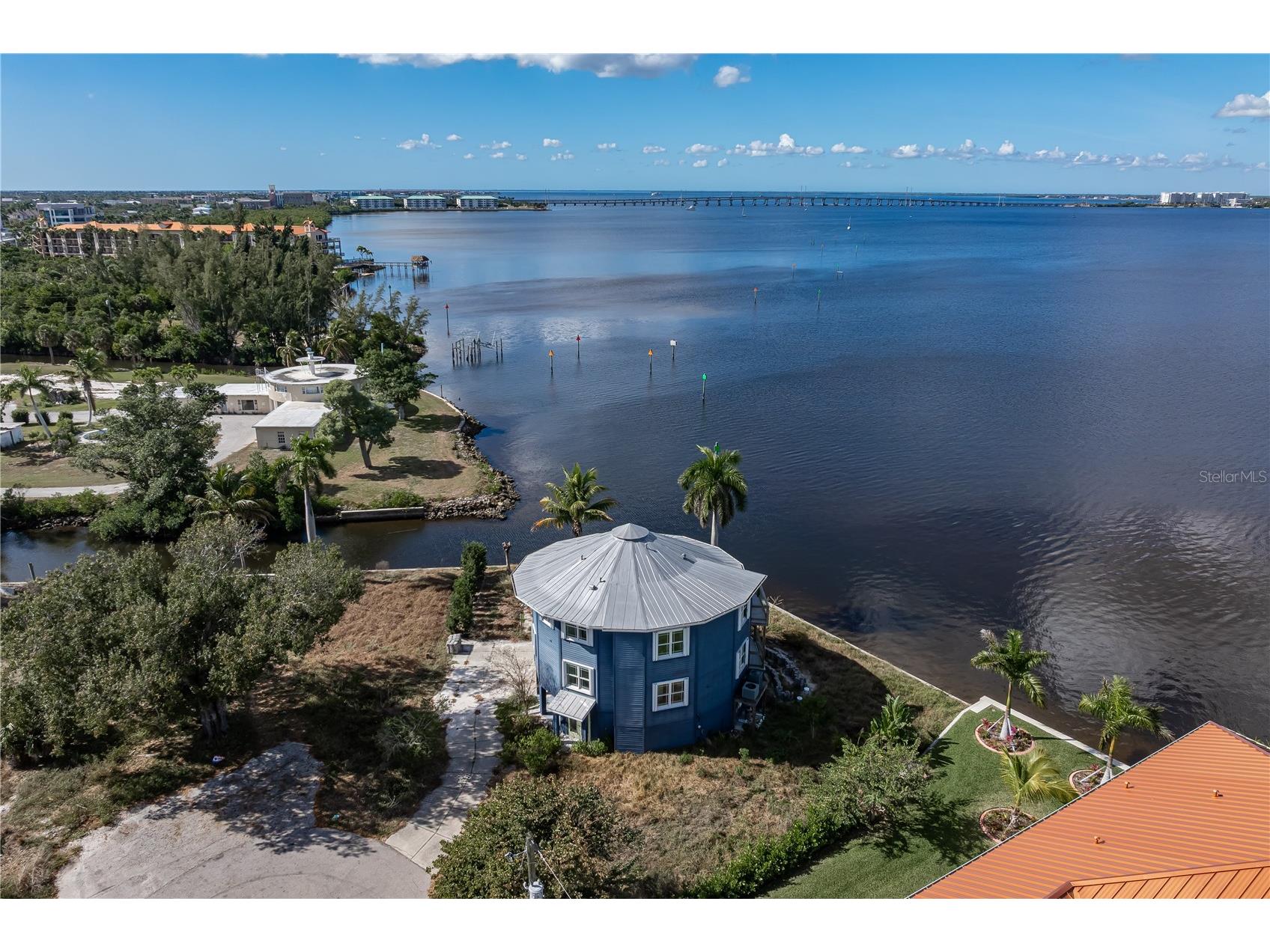 321 Bayridge Place Punta Gorda FL 33950 - PEACE RIVER C7519962 image2