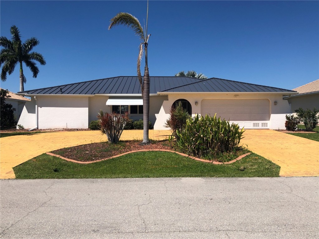 321 Caicos Drive Punta Gorda FL 33950 C7490554 image1