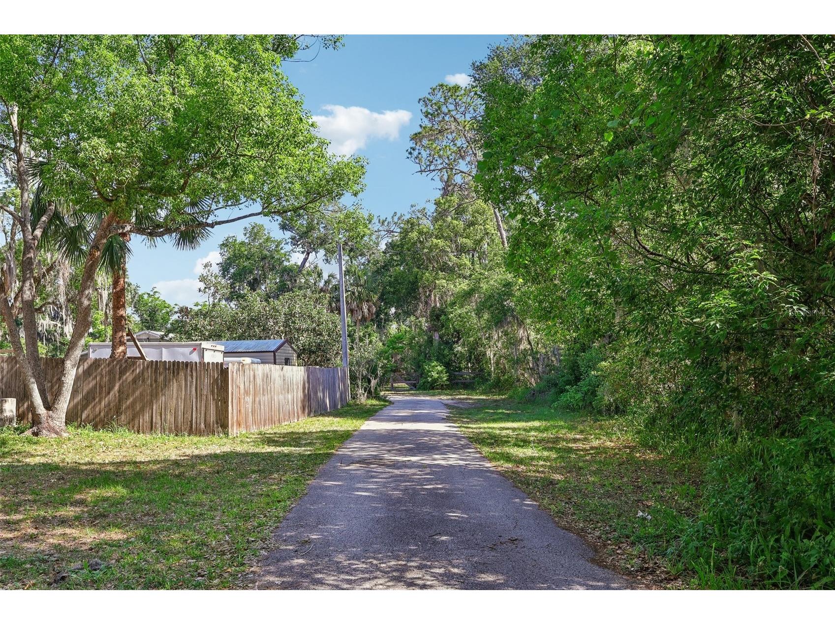 321 E 11th Avenue Mount Dora FL 32757 G5111756 image2