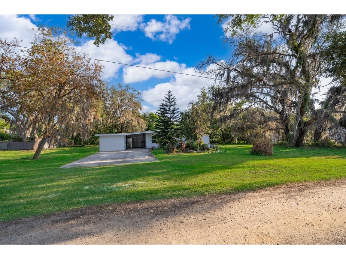 321 E Gulley Avenue Oakland FL 34760 O6294066 image1