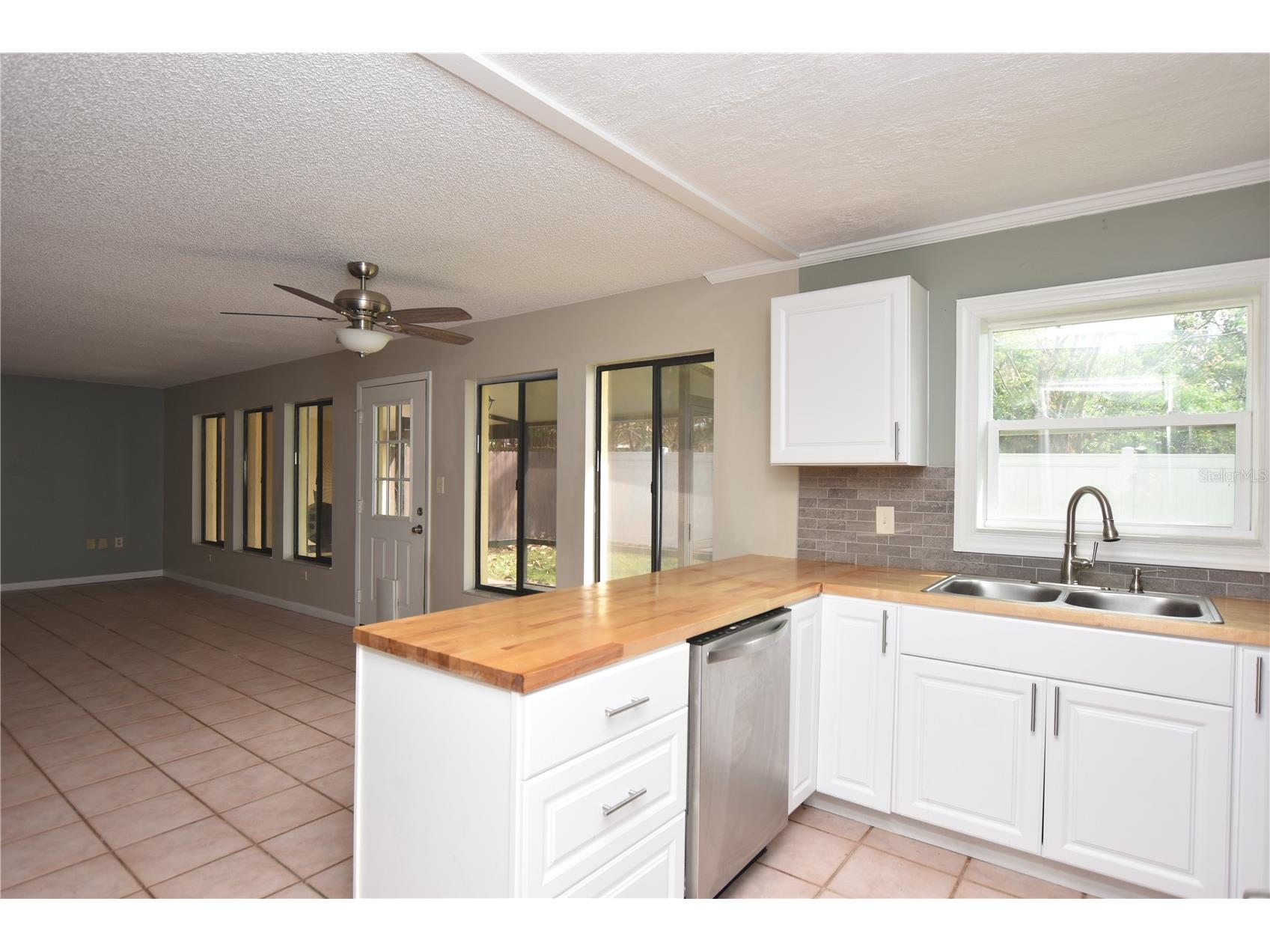 321 Lake Harris Drive Lakeland FL 33813 L4954221 image8