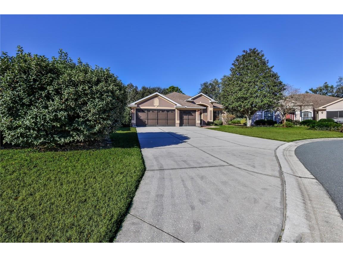 321 Mcintosh Court Spring Hill FL 34609 W7853926 image1
