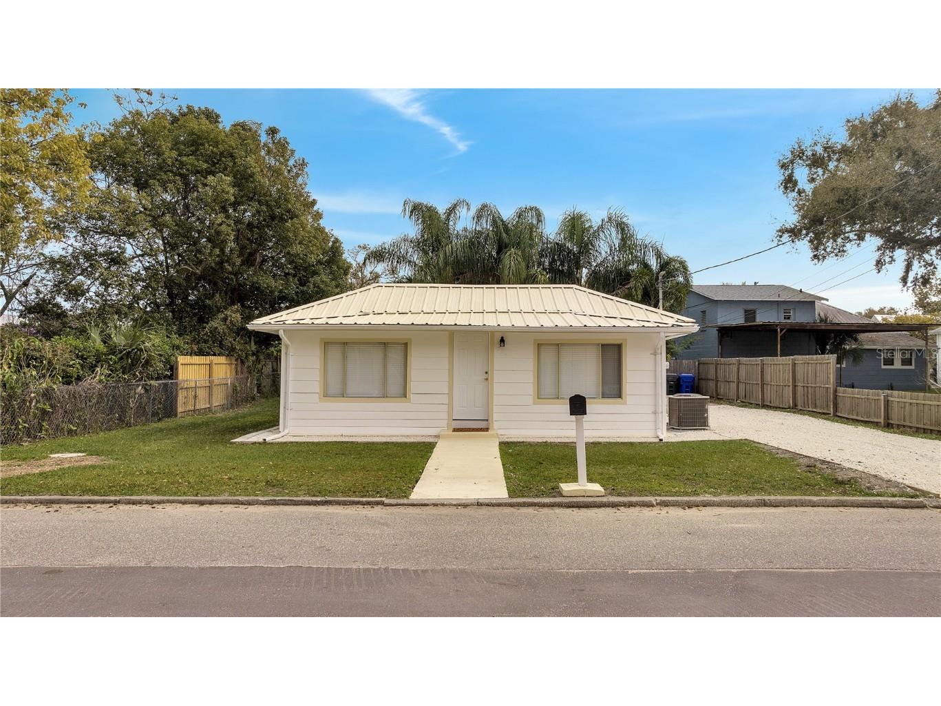 321 N Beaumont Avenue Kissimmee FL 34741 O6164845 image1