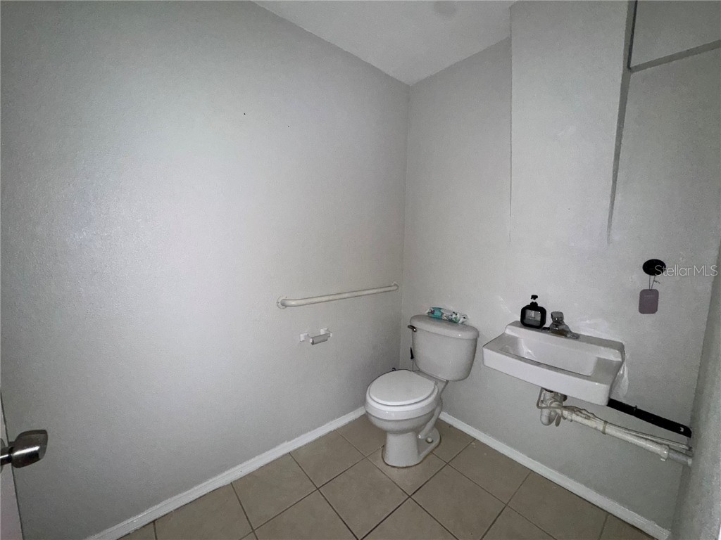 321 N Safford Avenue Tarpon Springs FL 34689 TB8441270 image12