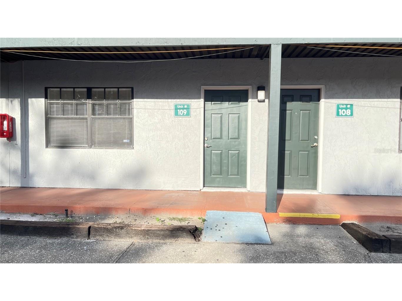 321 Oak Rose Lane #109 Tampa FL 33612 T3457891 image1