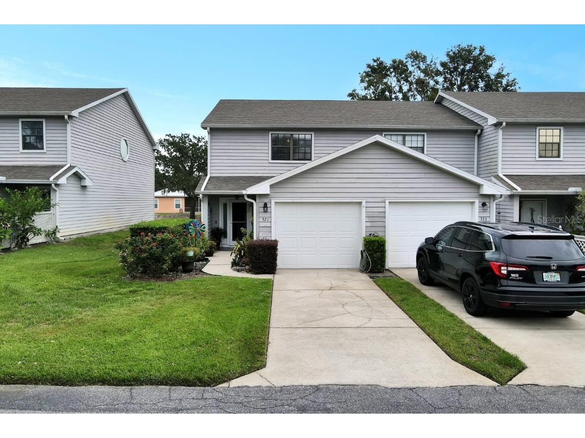 321 Orange Blossom Drive Winter Haven FL 33880 - LAKE ROY/LULU CANAL S5087146 image1