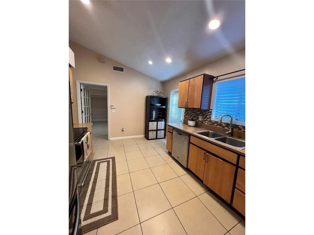 321 River Chase Drive Orlando FL 32807 O6361465 image5