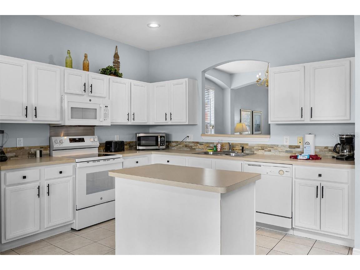 321 Rosso Drive Davenport FL 33837 S5127285 image9