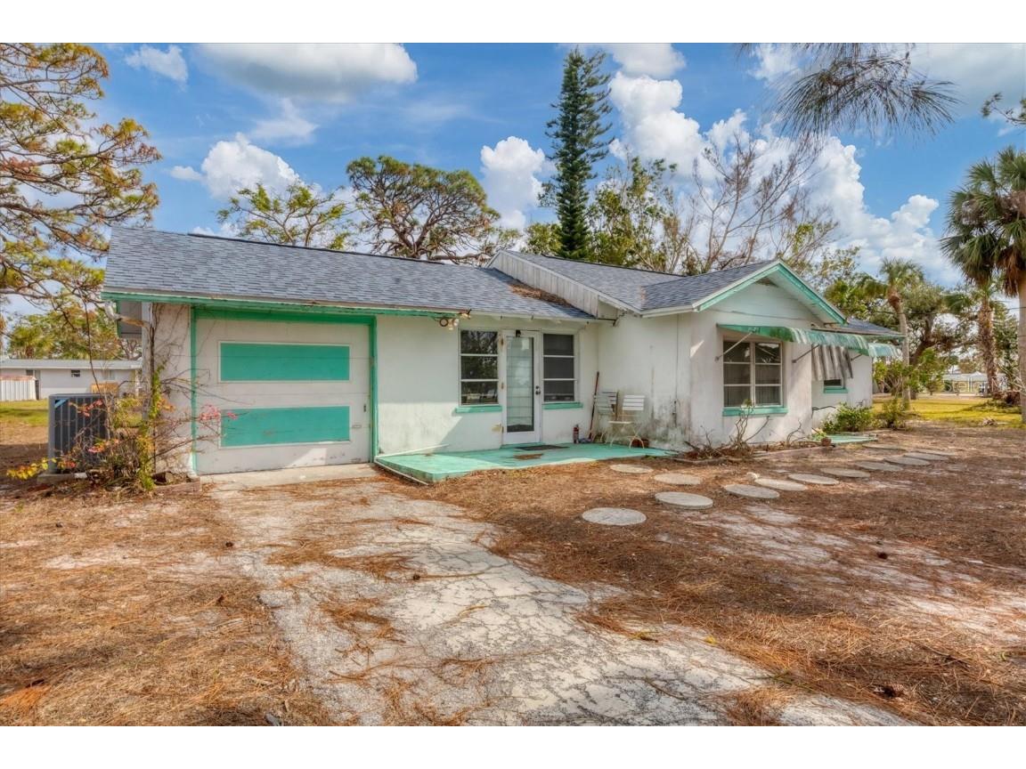 321 S Mango Street Englewood FL 34223 D6140183 image1