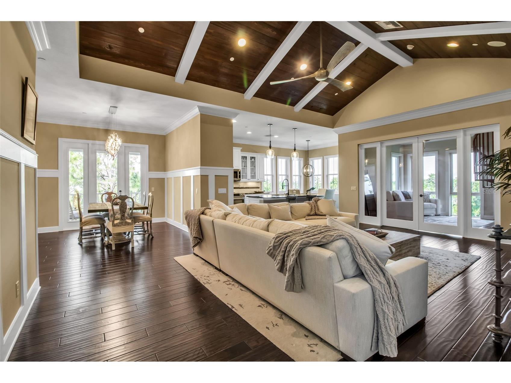 321 Sapphire Lake Drive #202 Bradenton FL 34209 A4667327 image27