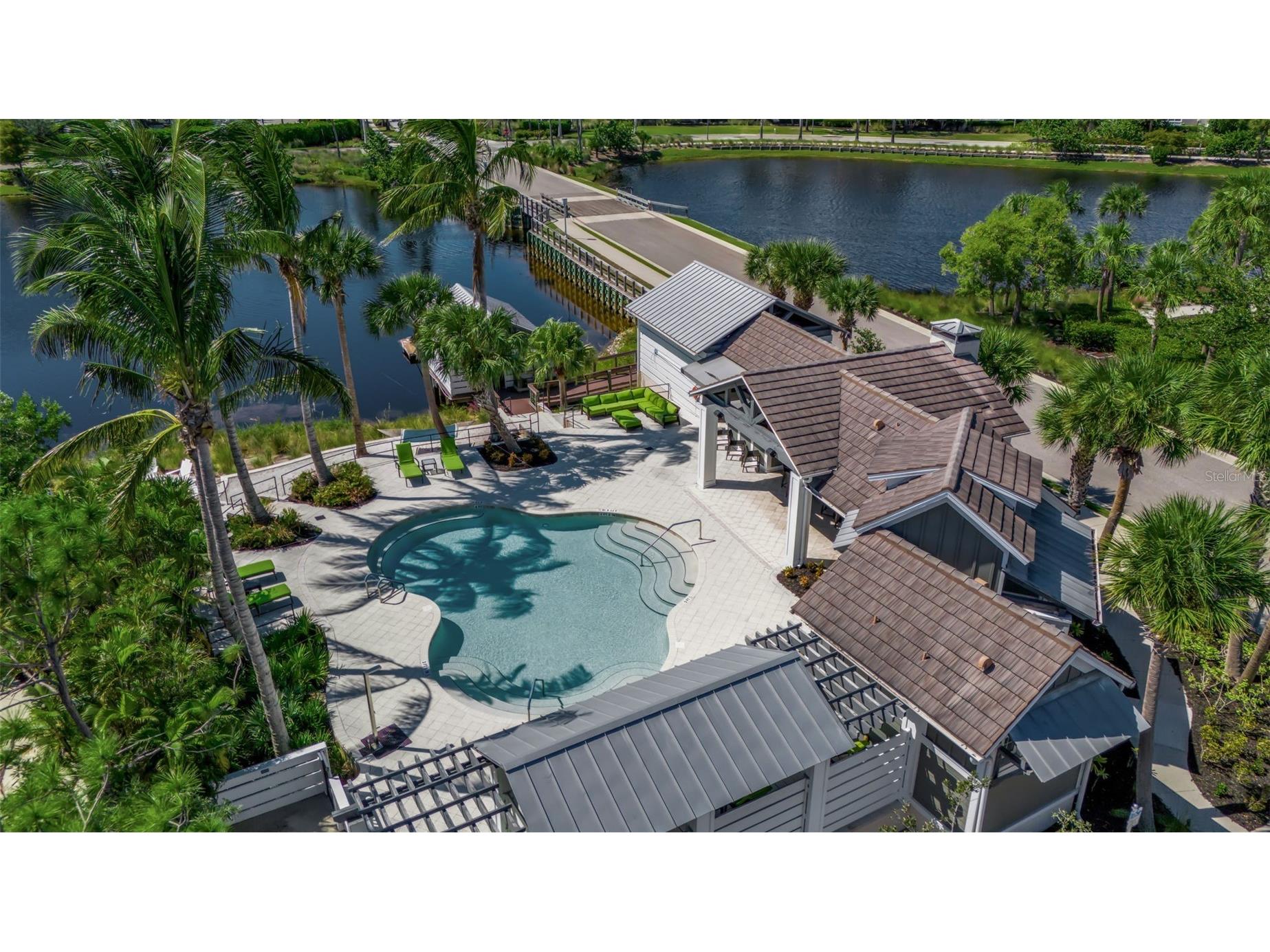 321 Sapphire Lake Drive #202 Bradenton FL 34209 A4667327 image77