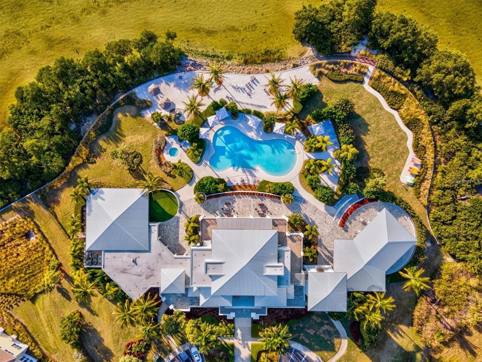 321 Sapphire Lake Drive #202 Bradenton FL 34209 A4667327 image87