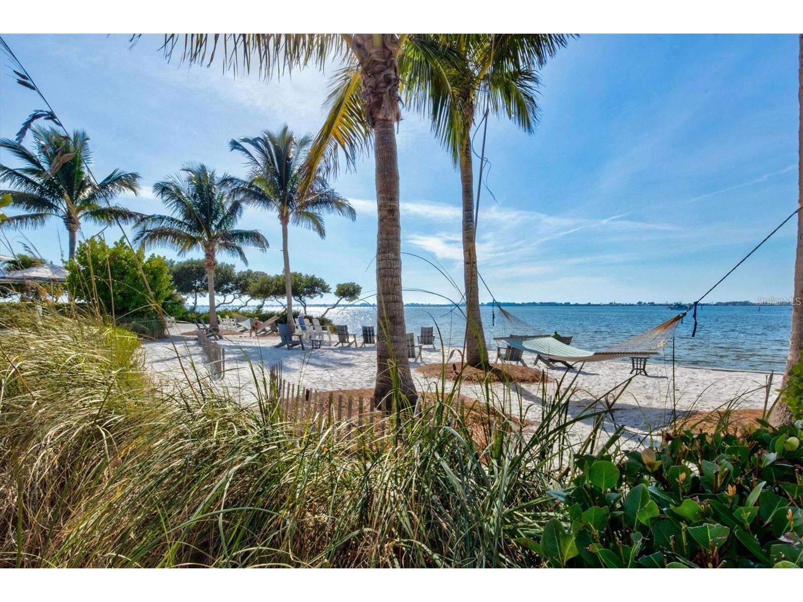 321 Sapphire Lake Drive #202 Bradenton FL 34209 A4667327 image95