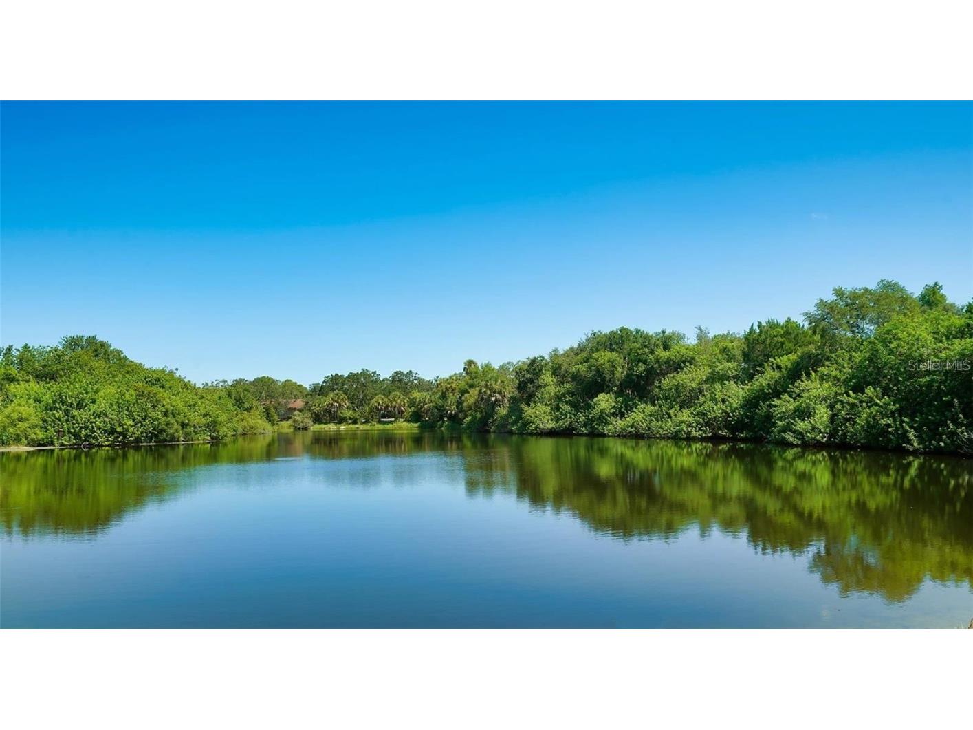 321 Spring Lakes Boulevard #321 Bradenton FL 34210 U8218285 image1