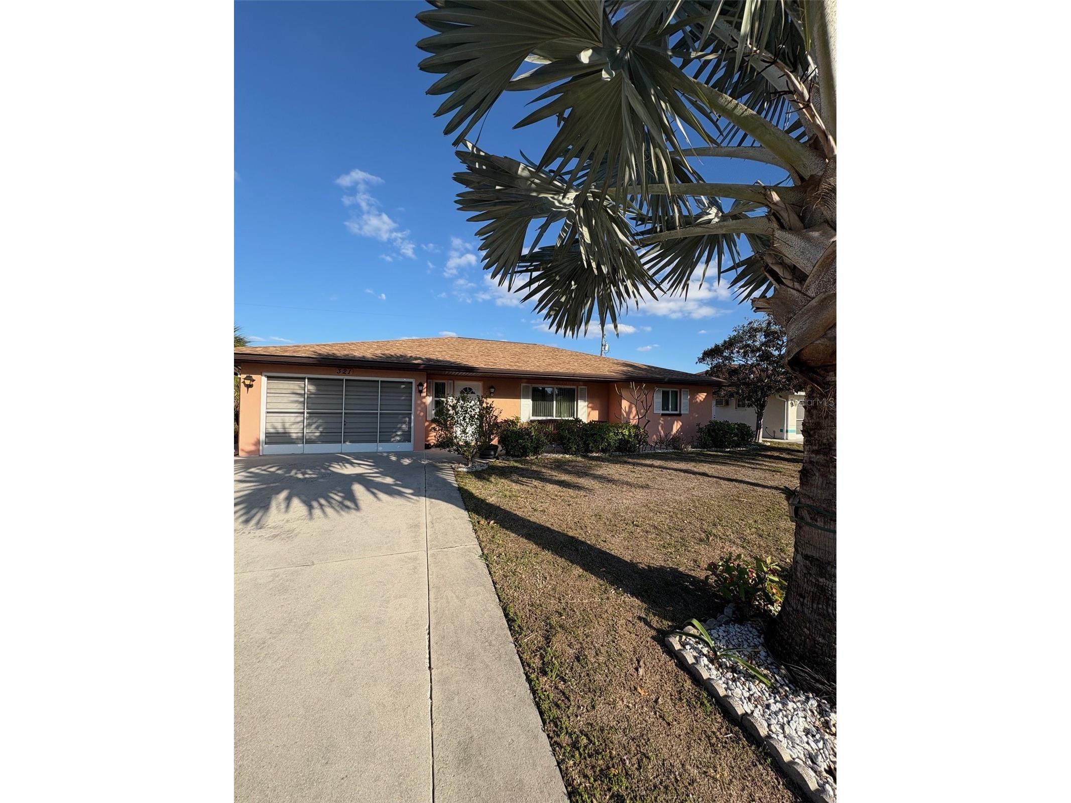 321 Venetia Avenue North Port FL 34287 C7522207 image1