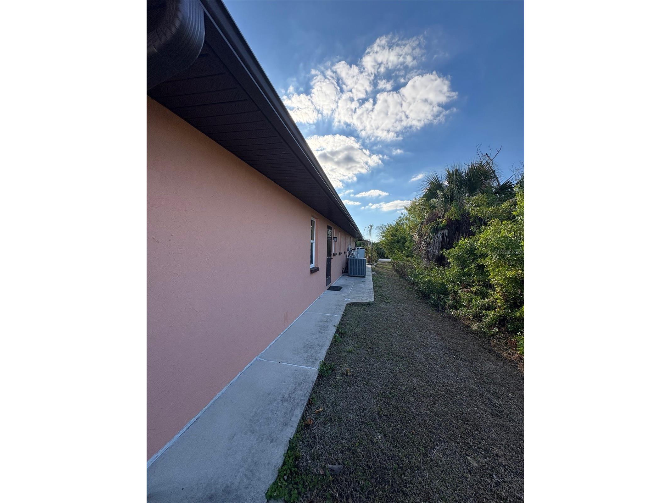 321 Venetia Avenue North Port FL 34287 C7522207 image20