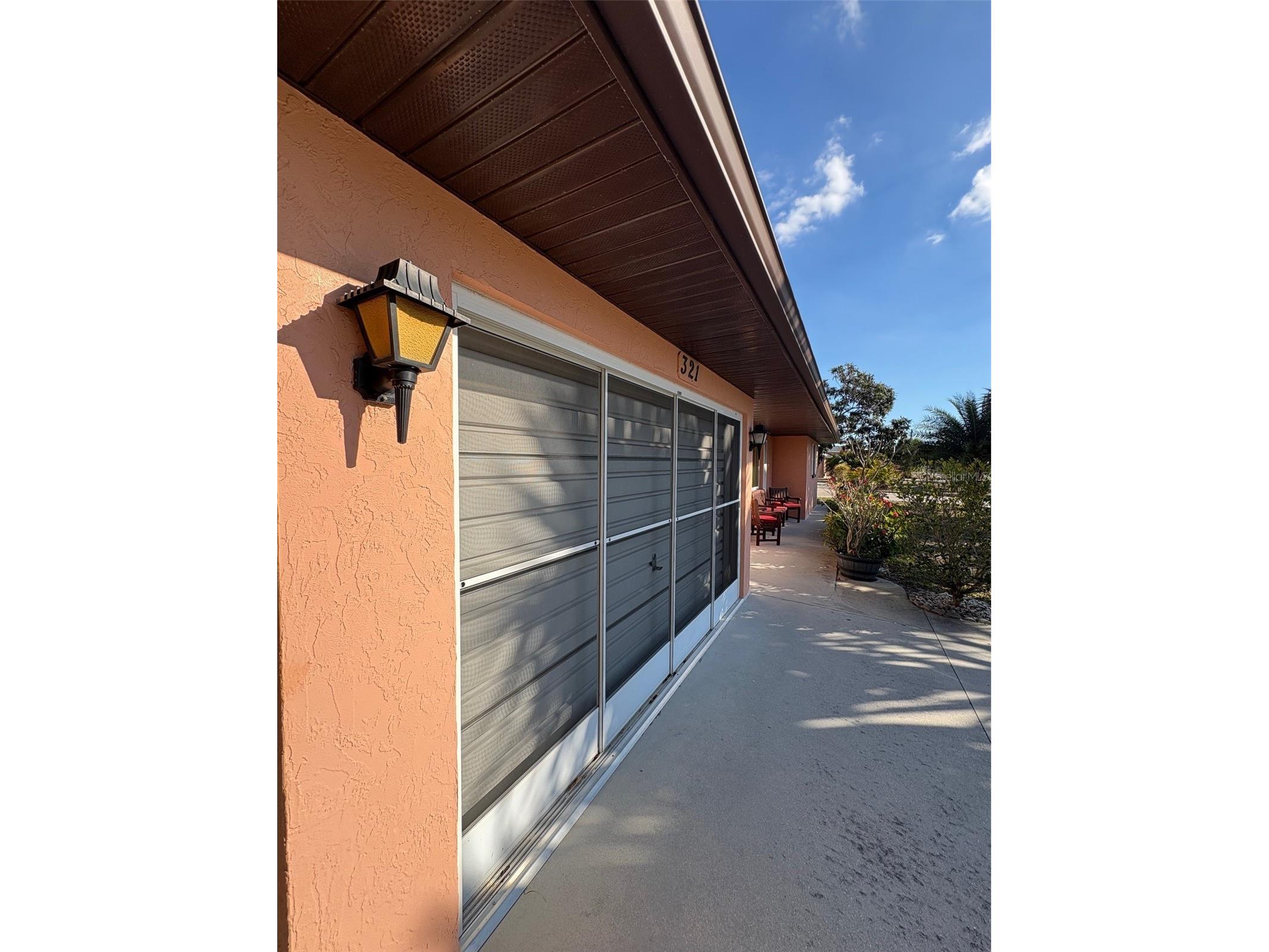 321 Venetia Avenue North Port FL 34287 C7522207 image3