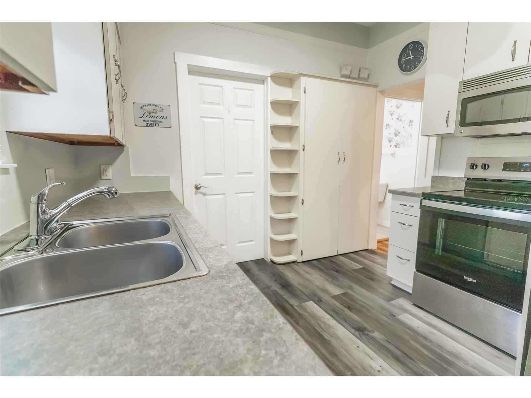 321 W Pennsylvania Avenue Deland FL 32720 V4948094 image17