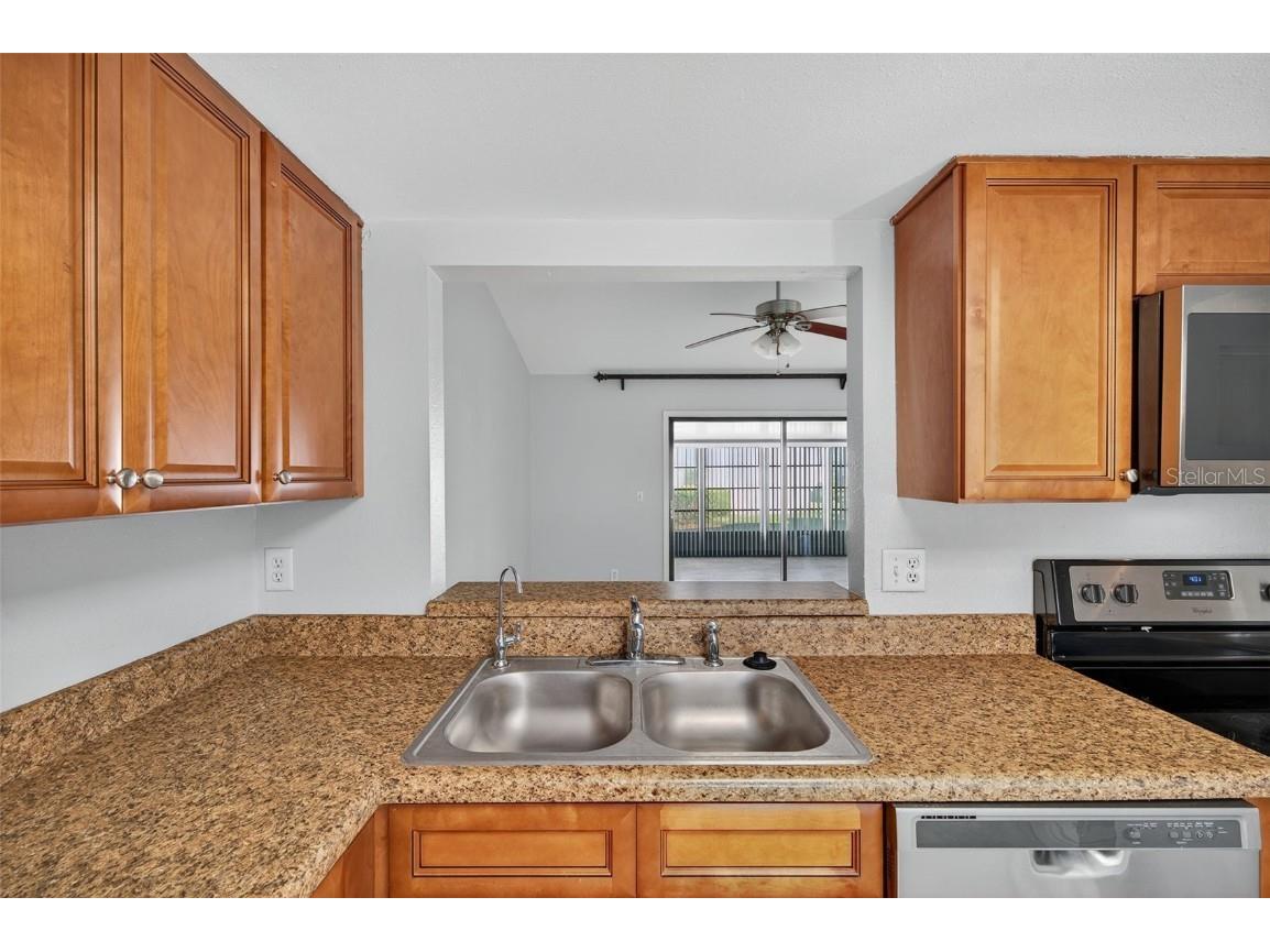 321 Windrush Loop Tarpon Springs FL 34689 TB8439864 image12