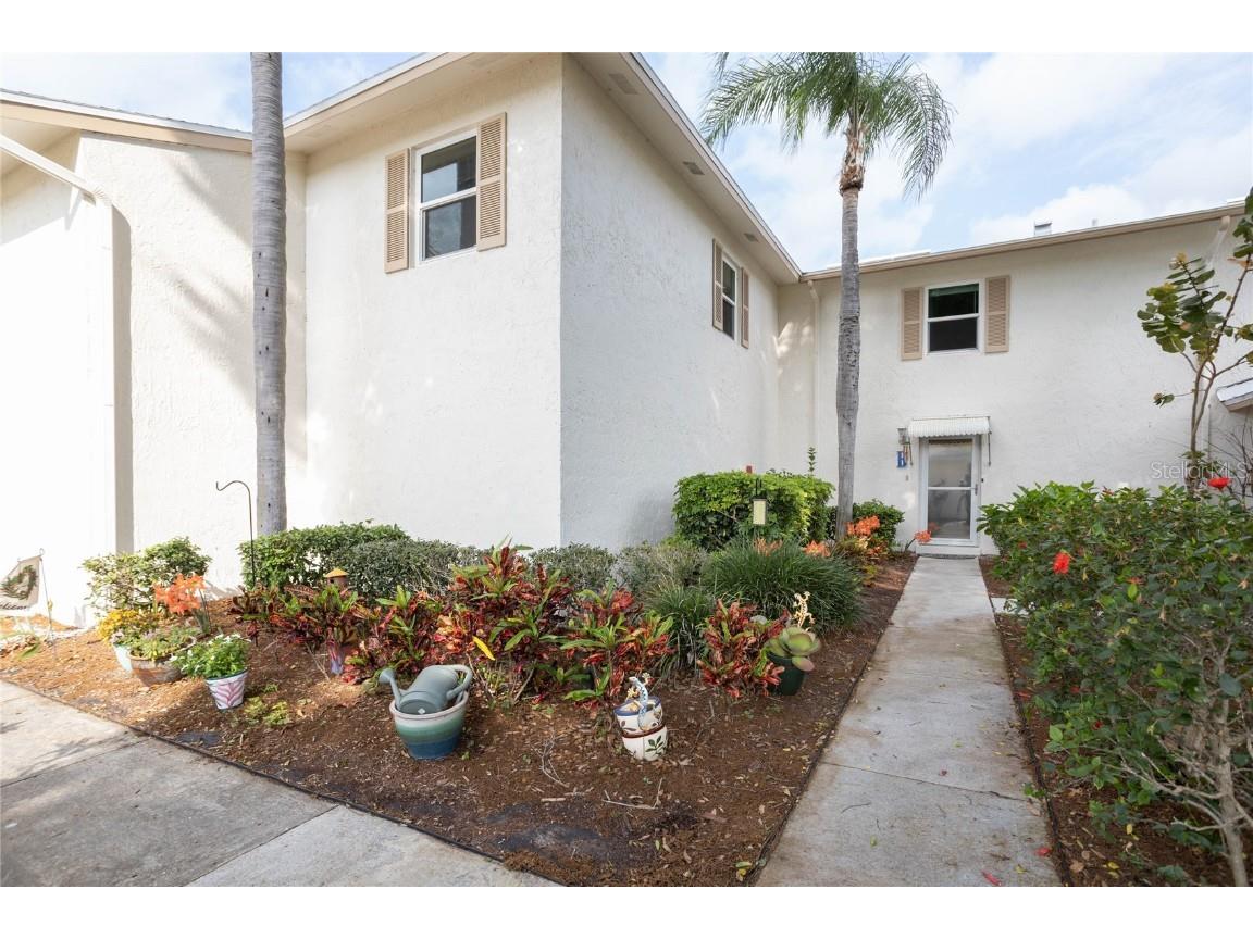 3210 39th St S #B Saint Petersburg FL 33711 - CLAM BAYOU U8193709 image1