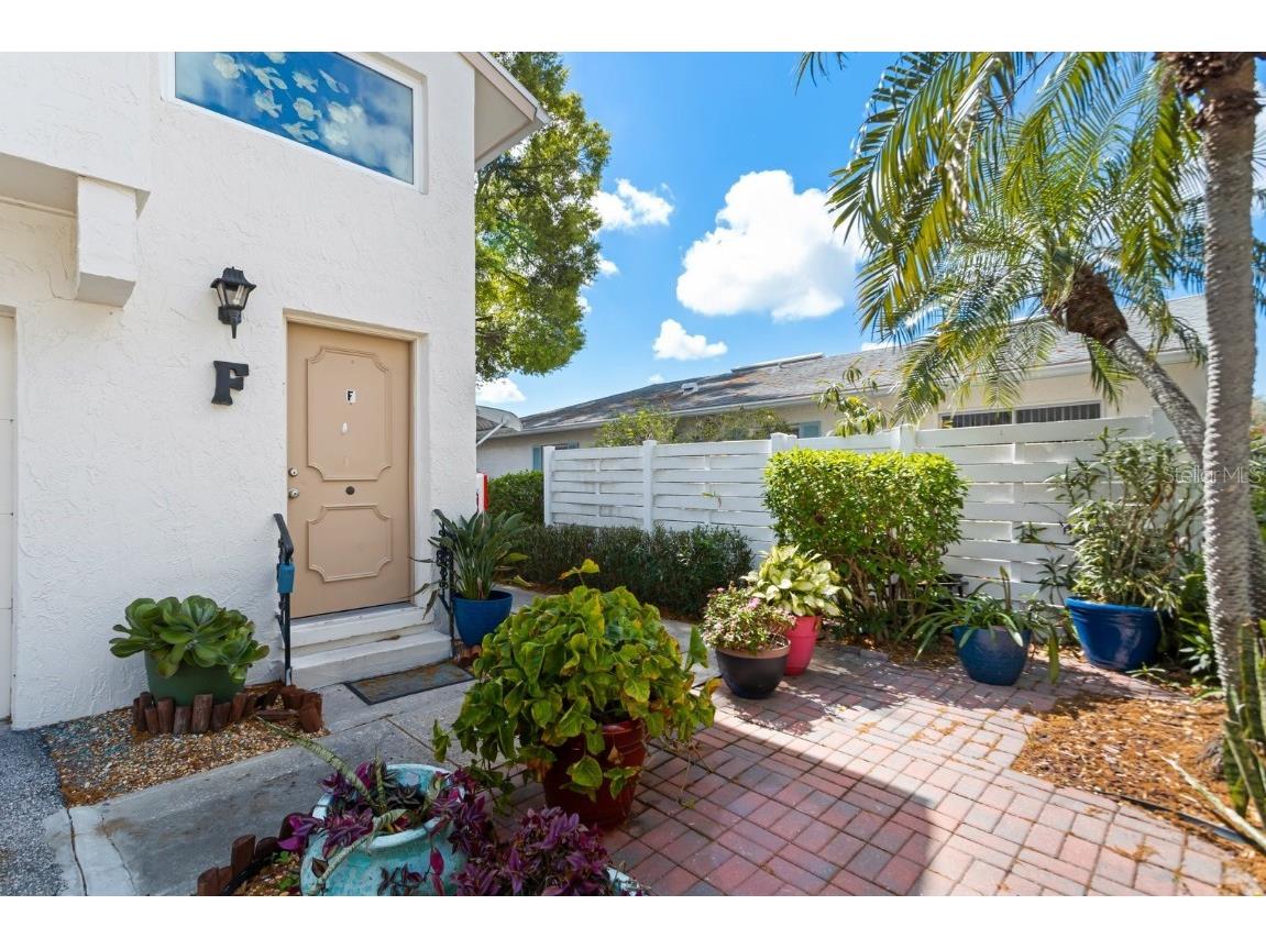 3210 39th Street S #F Saint Petersburg FL 33711 U8192308 image1