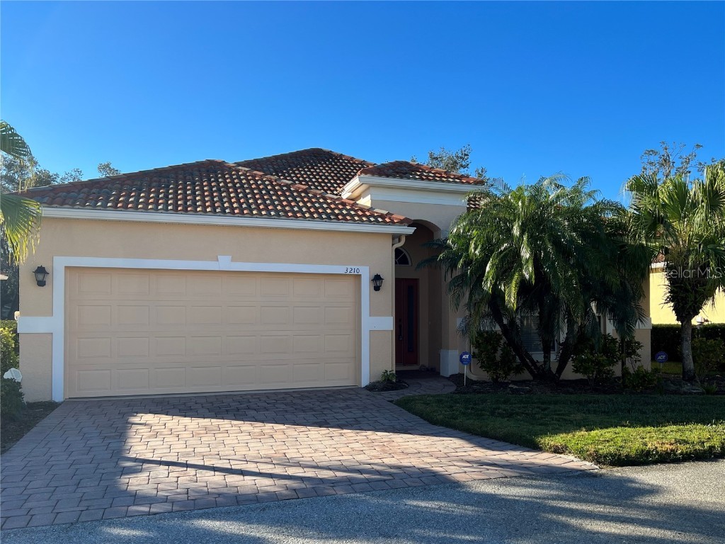 3210 79th Ave E Sarasota FL 34243 A4557388 image1