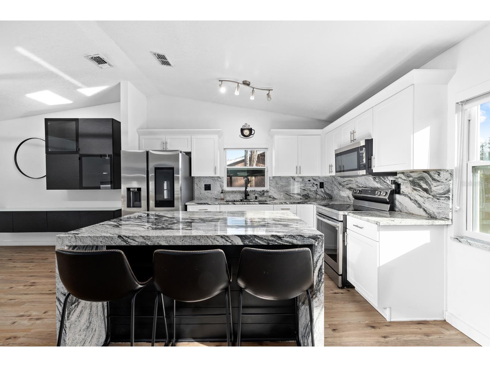 3210 Acapulco Drive Riverview FL 33578 TB8482874 image5