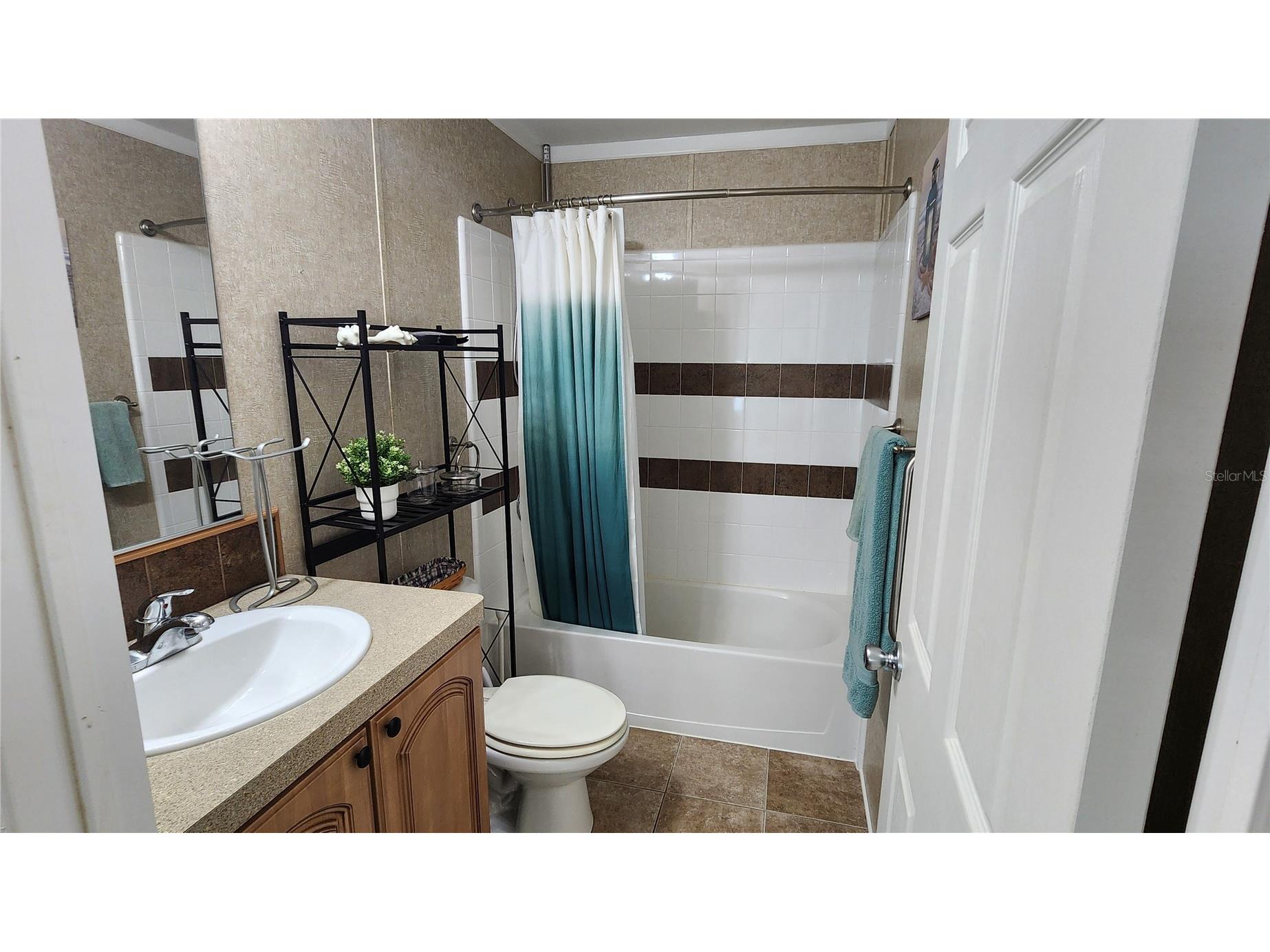 3210 Ash Terrace Sarasota FL 34237 A4669714 image22