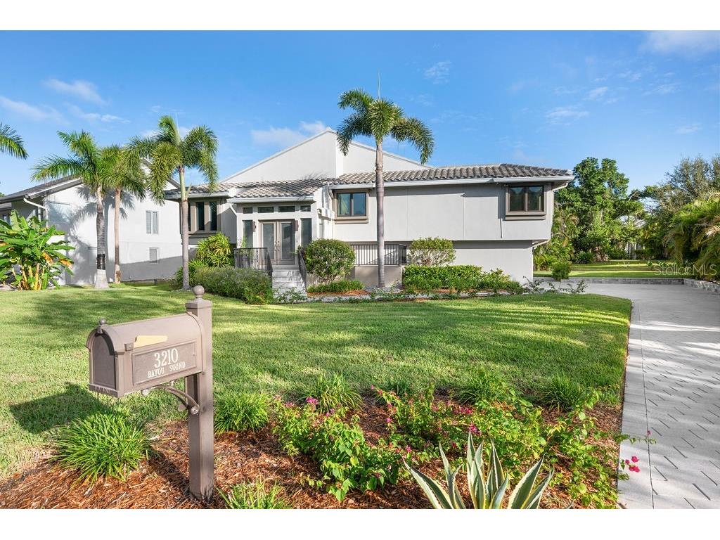 3210 Bayou Sound Longboat Key FL 34228 - GULF OF MEXICO A4658086 image1