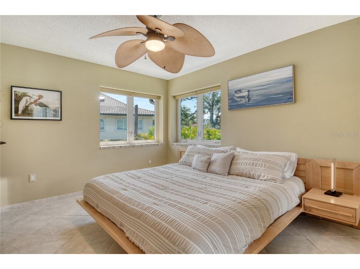 3210 Bayou Sound Longboat Key FL 34228 - GULF OF MEXICO A4658086 image18