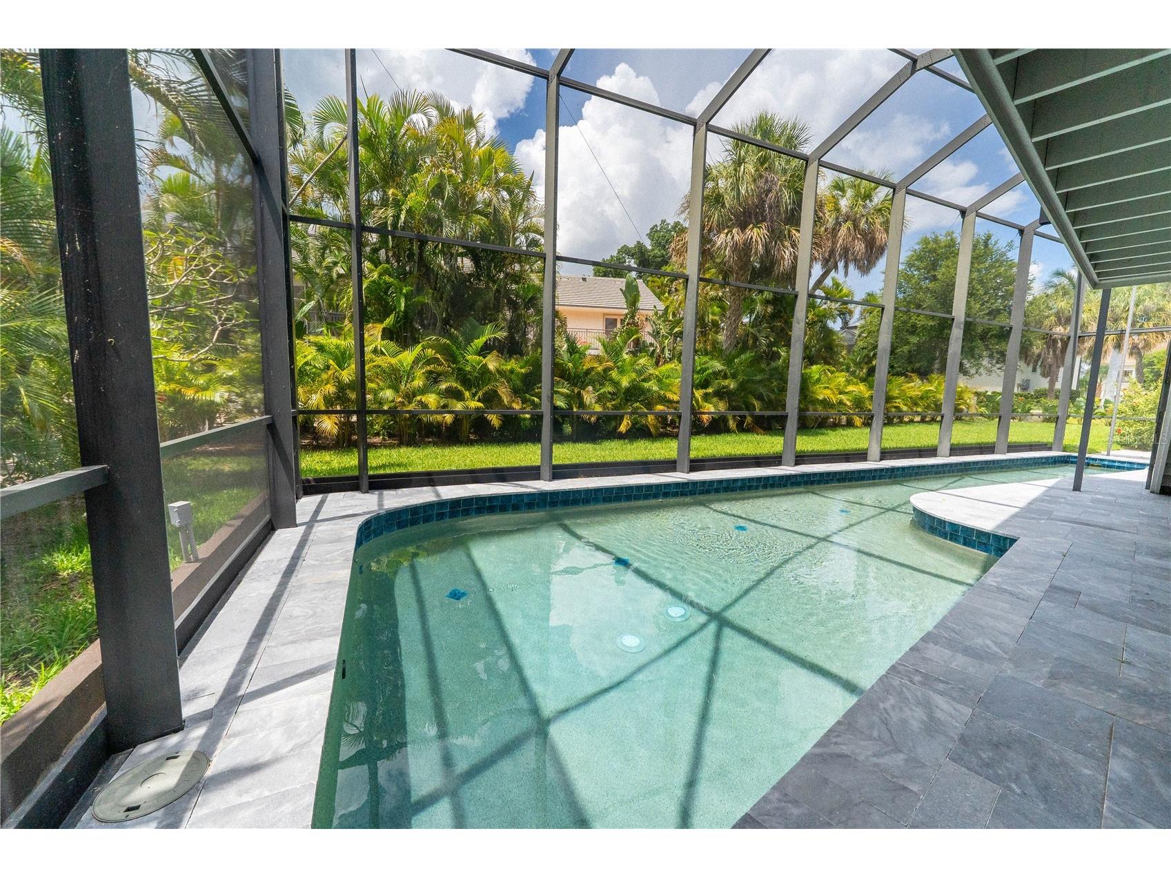 3210 Bayou Sound Longboat Key FL 34228 - GULF OF MEXICO A4693846 image4