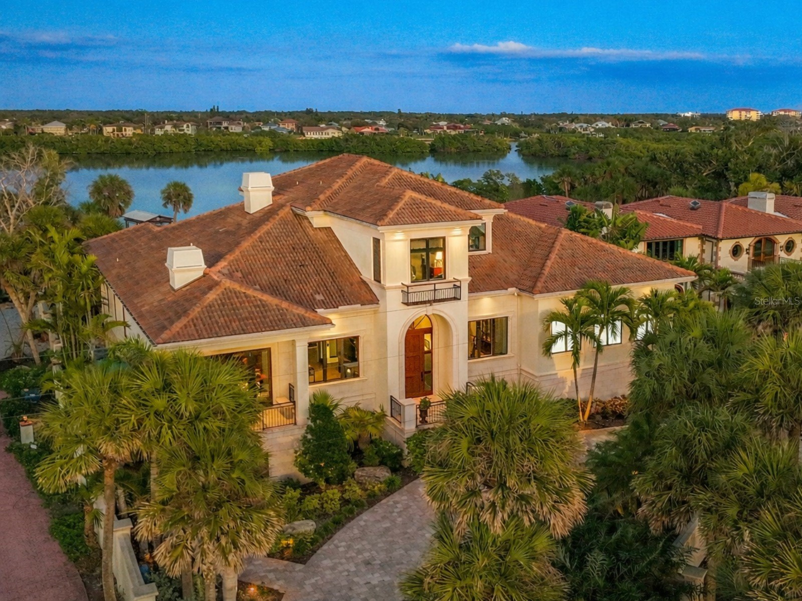 3210 Casey Key Road Nokomis FL 34275 - GULF AND BLACKBURN BAY A4679136 image2