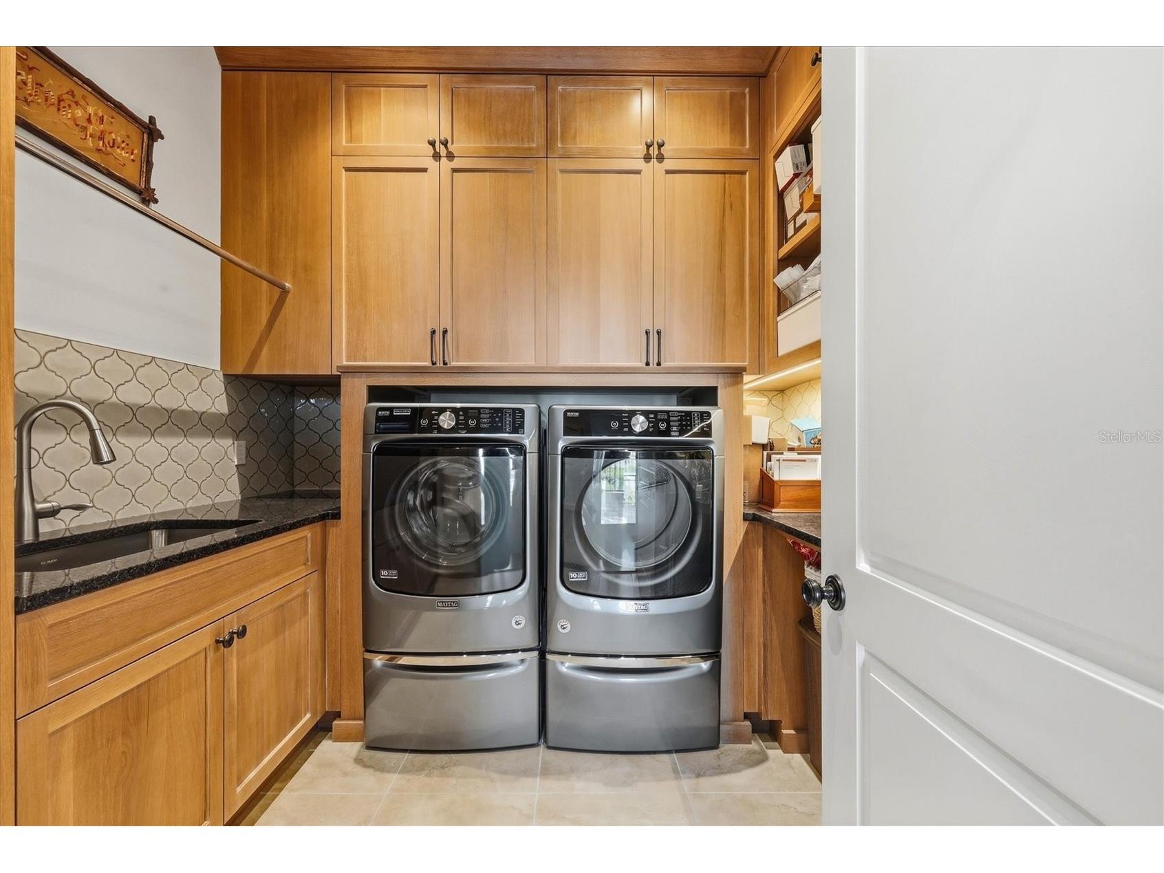 3210 Casey Key Road Nokomis FL 34275 - GULF AND BLACKBURN BAY A4679136 image48